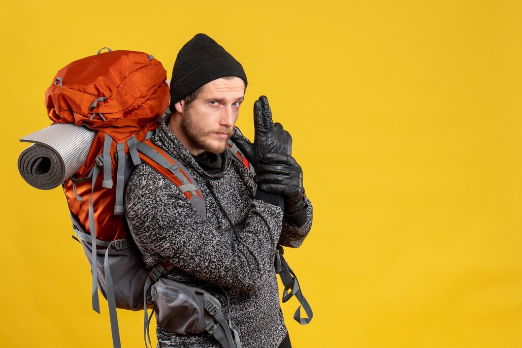 Jak dobrze przygotować się na wyprawę górską: kluczowe elementy odzieży trekkingowej